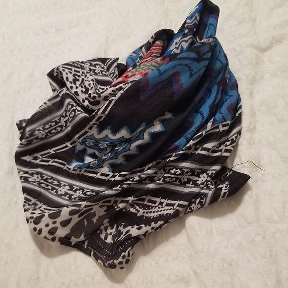 Mesh top black body suit with snap bottom - Picture 4 of 15